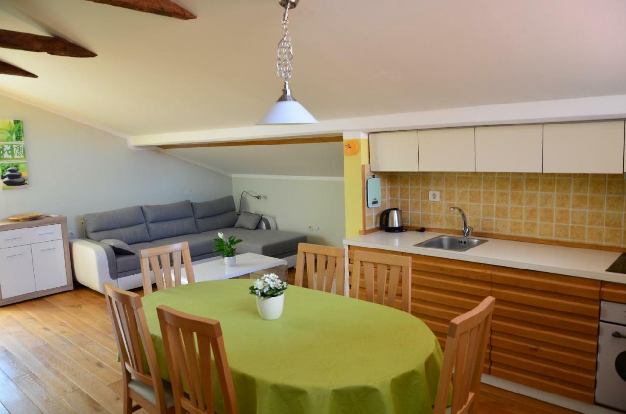 Apartma Louis Дутовлє Екстер'єр фото