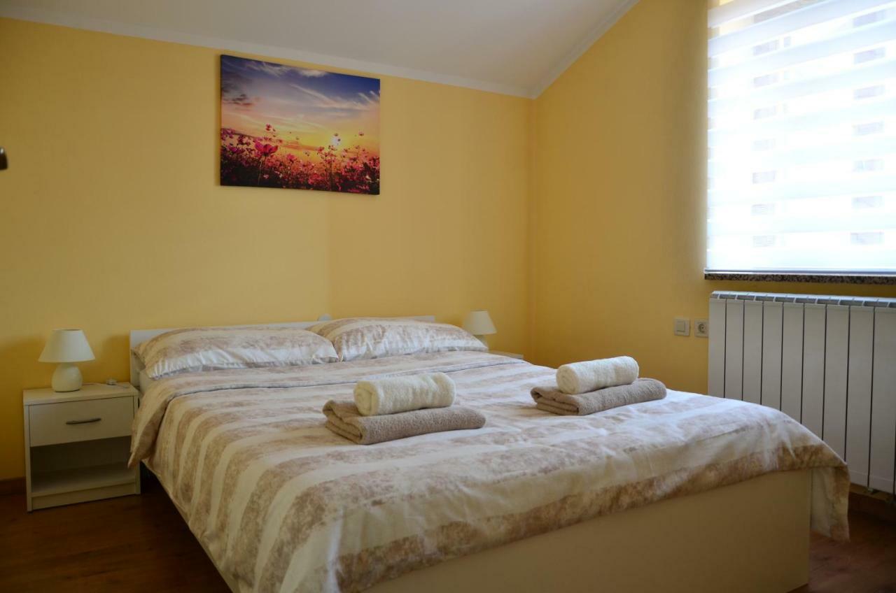 Apartma Louis Дутовлє Екстер'єр фото